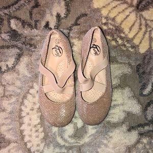Girls Size 12 Gold Dress Shoes